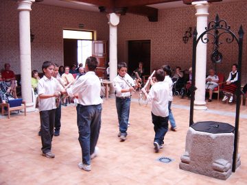 Grupo de Danzas II